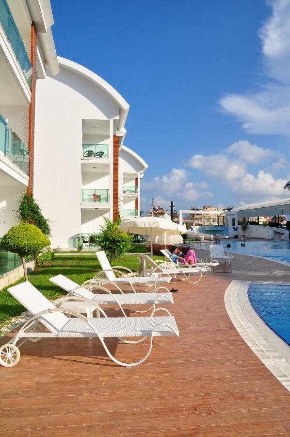 Side Gardenia Residence Exterior photo