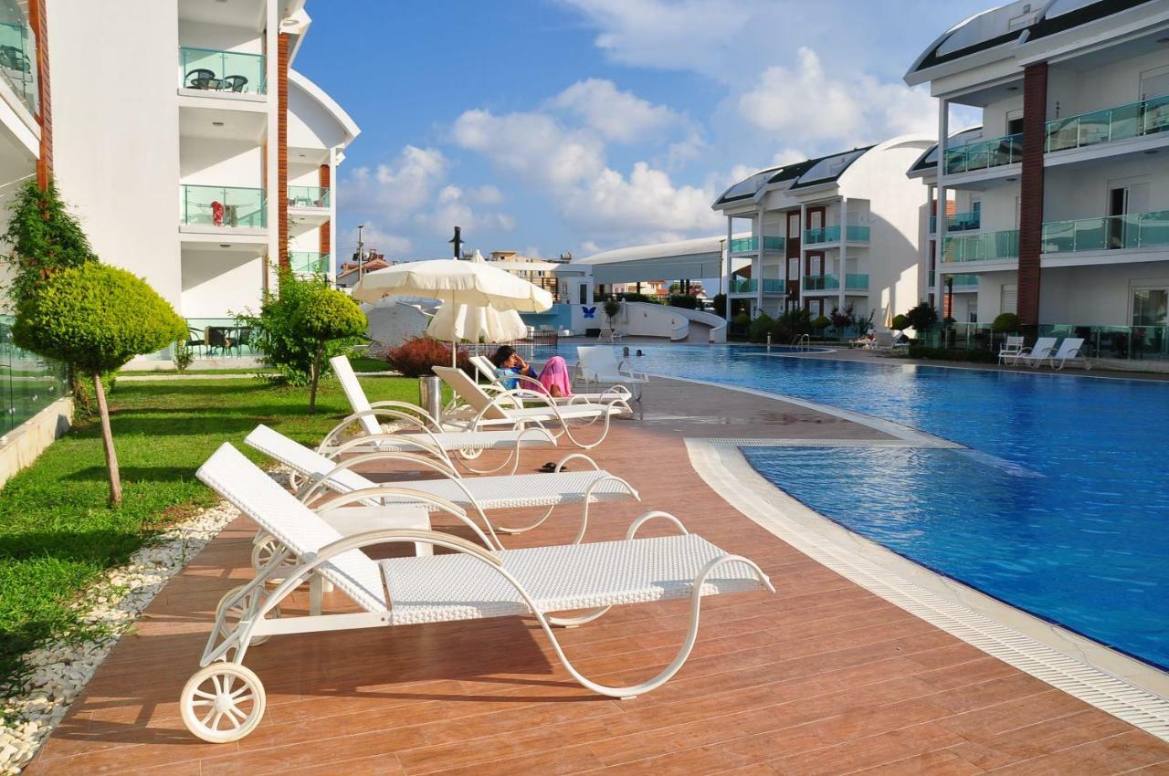 Side Gardenia Residence Exterior photo